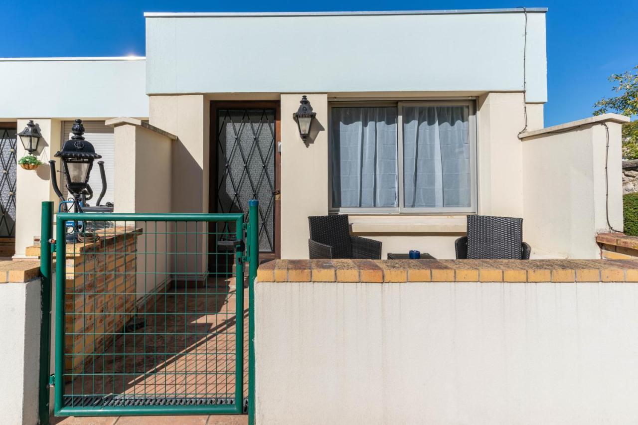 Appart'Hotel Nuiteejour Versailles Saint Cyr L'Ecole المظهر الخارجي الصورة