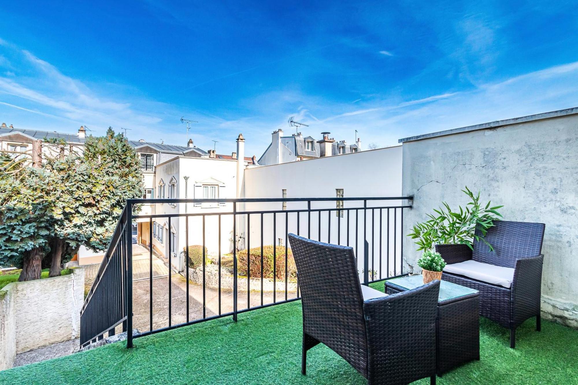 Appart'Hotel Nuiteejour Versailles Saint Cyr L'Ecole المظهر الخارجي الصورة